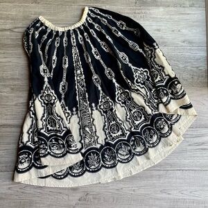 Papillon Los Angeles Circle Skirt Black/Cream Sequins Detail Throughout SZ S/M